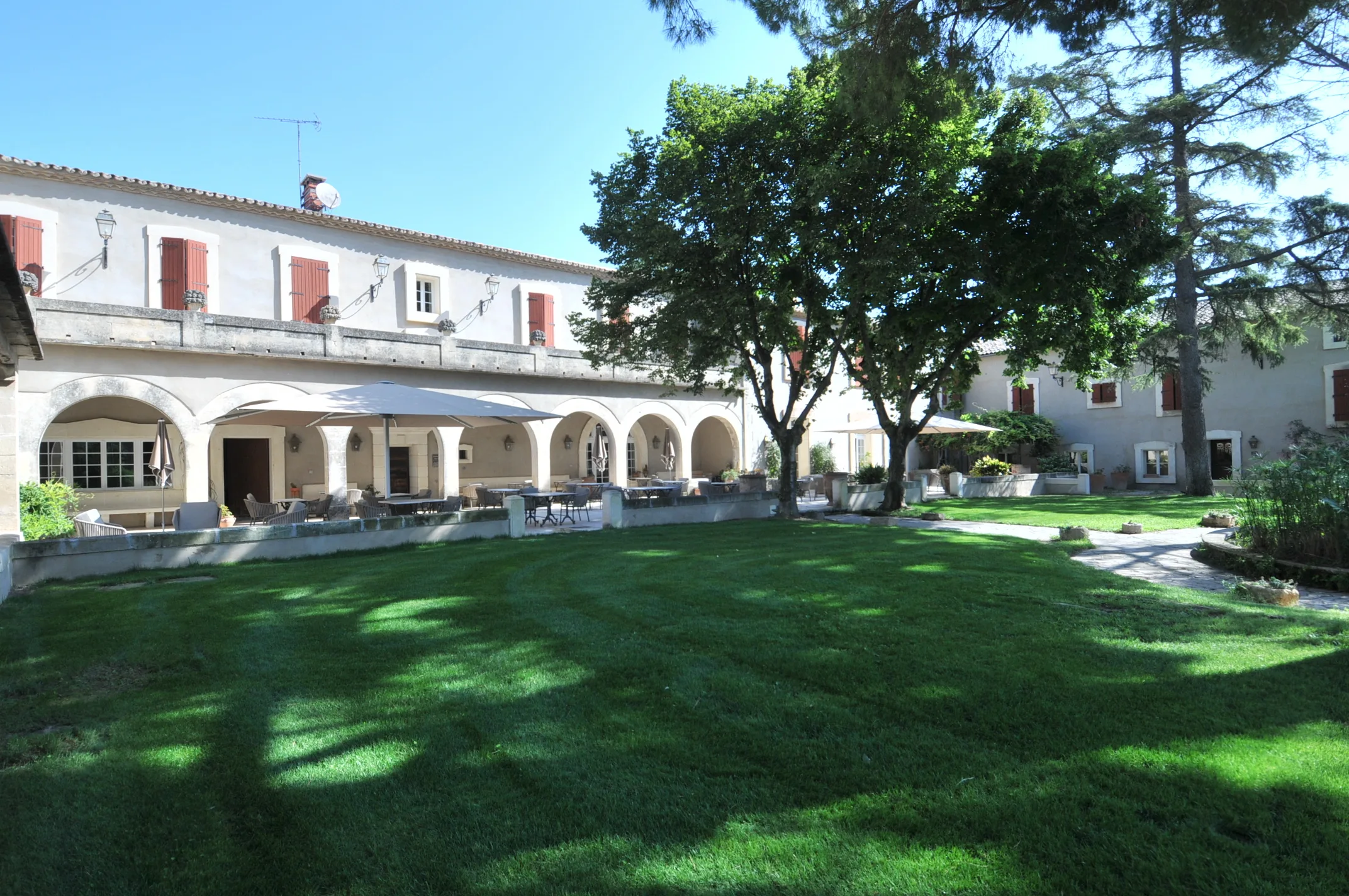 Domaine mariage dans le Gard — un écrin d'exception en Camargue gardoise