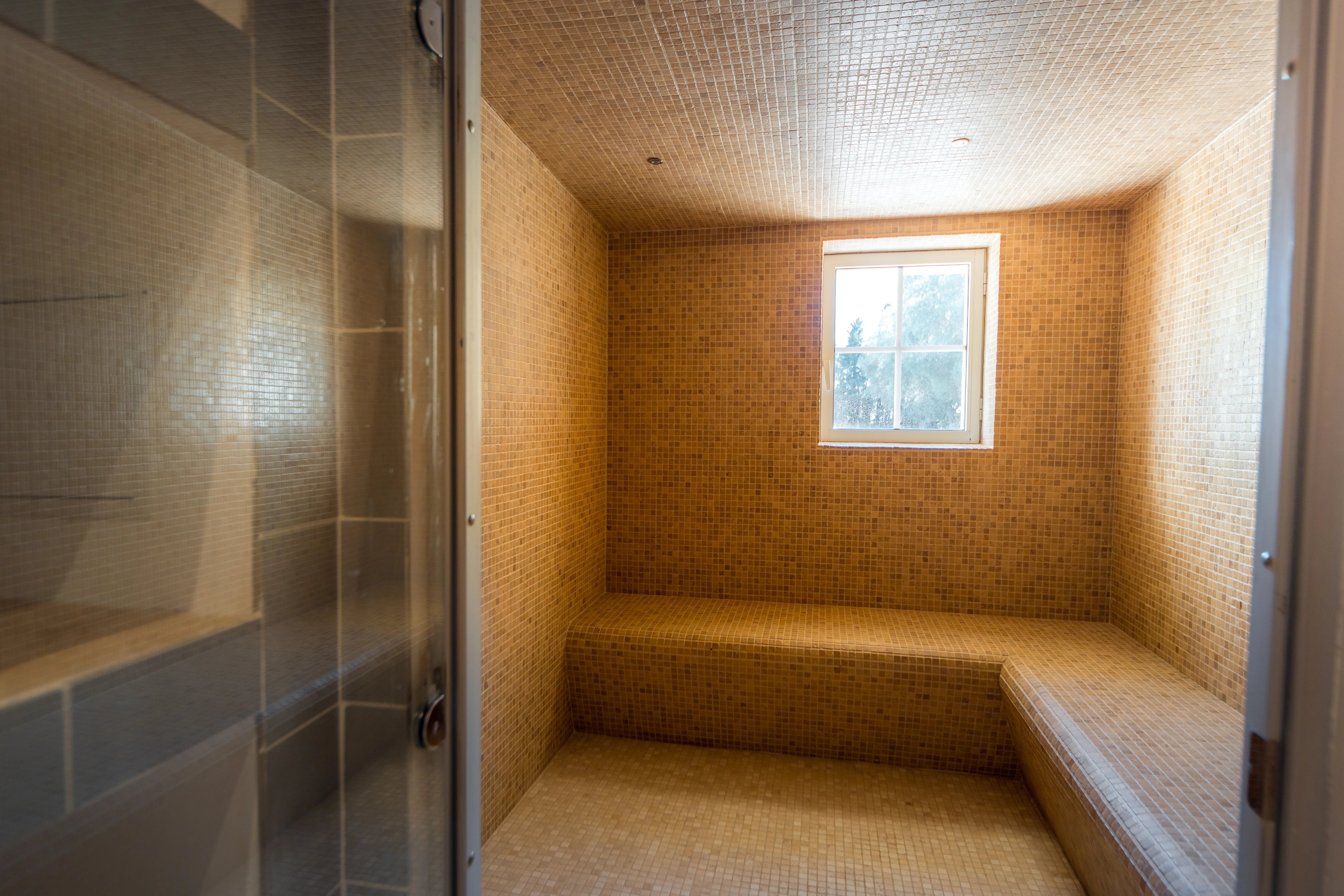 FULLRES Septembre2025 Domaine Grand Malherbe Maxime Flori 128