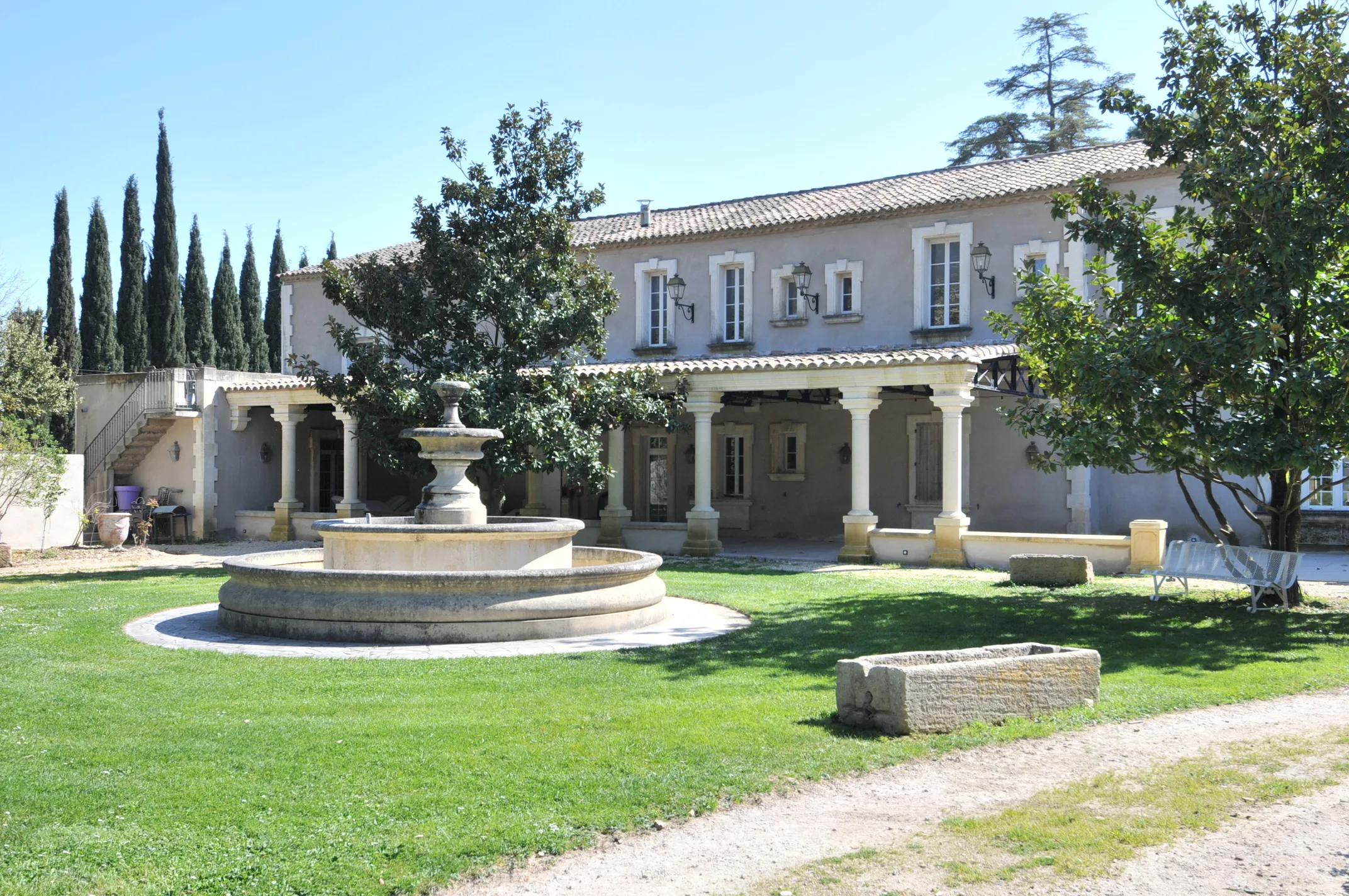Préau d'Henri, jardin et fontaine