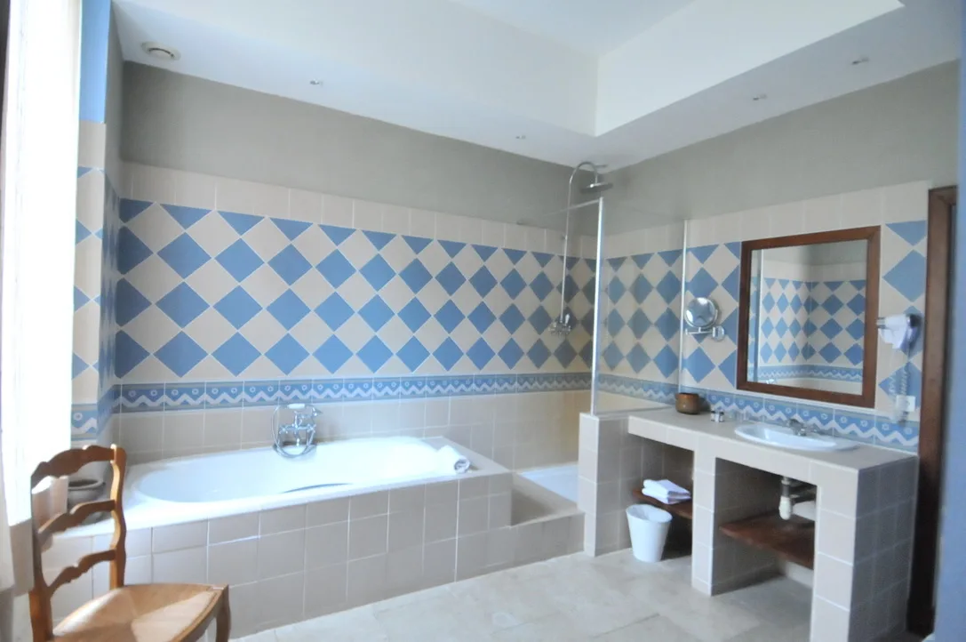 1 D1 B8 CA4 475 D 4 B15 A8 D1 B406 EDFC8 C32 1 105 c